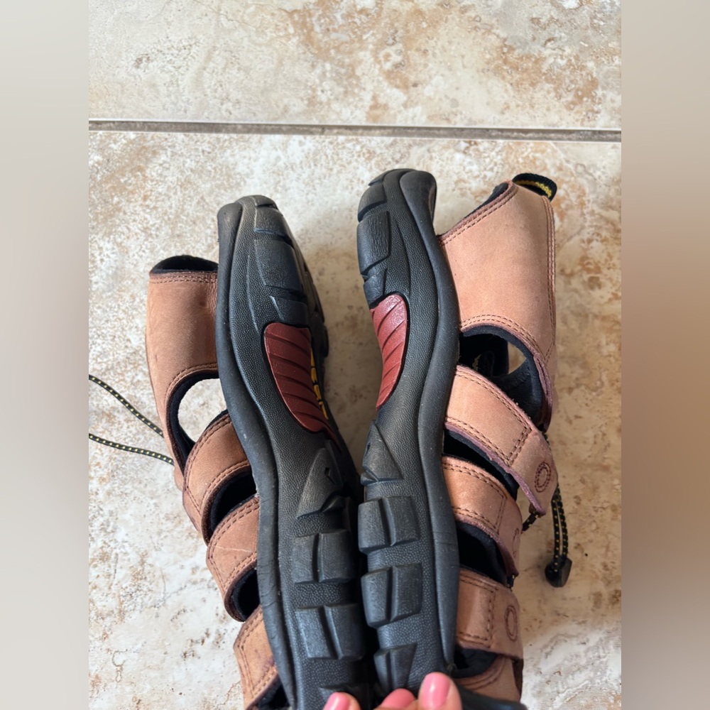 Keen Brown Leather Sandal waterproof hiking sandals - Picture 6 of 8